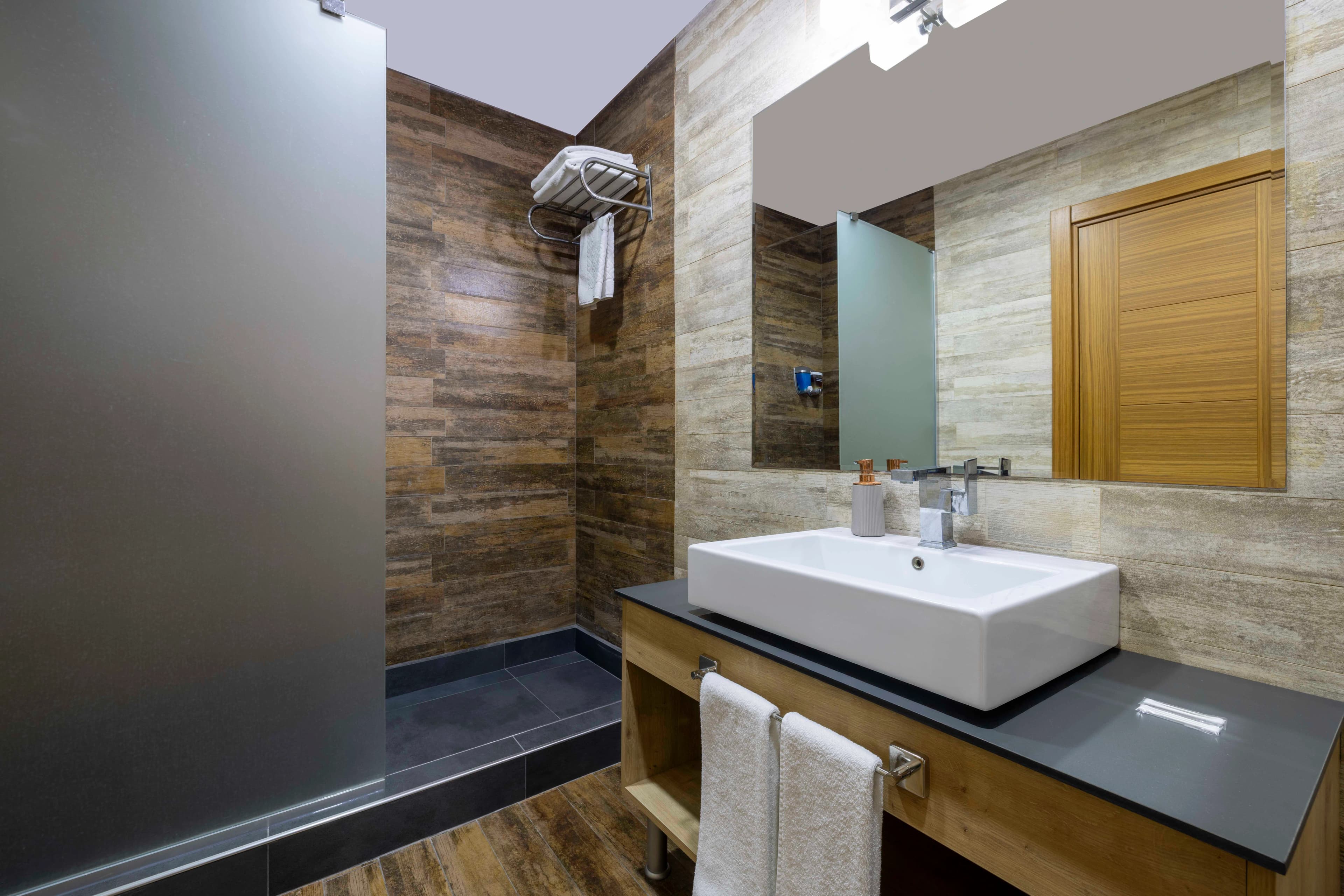 Ataşehir Jakuzili Otel Odası 3